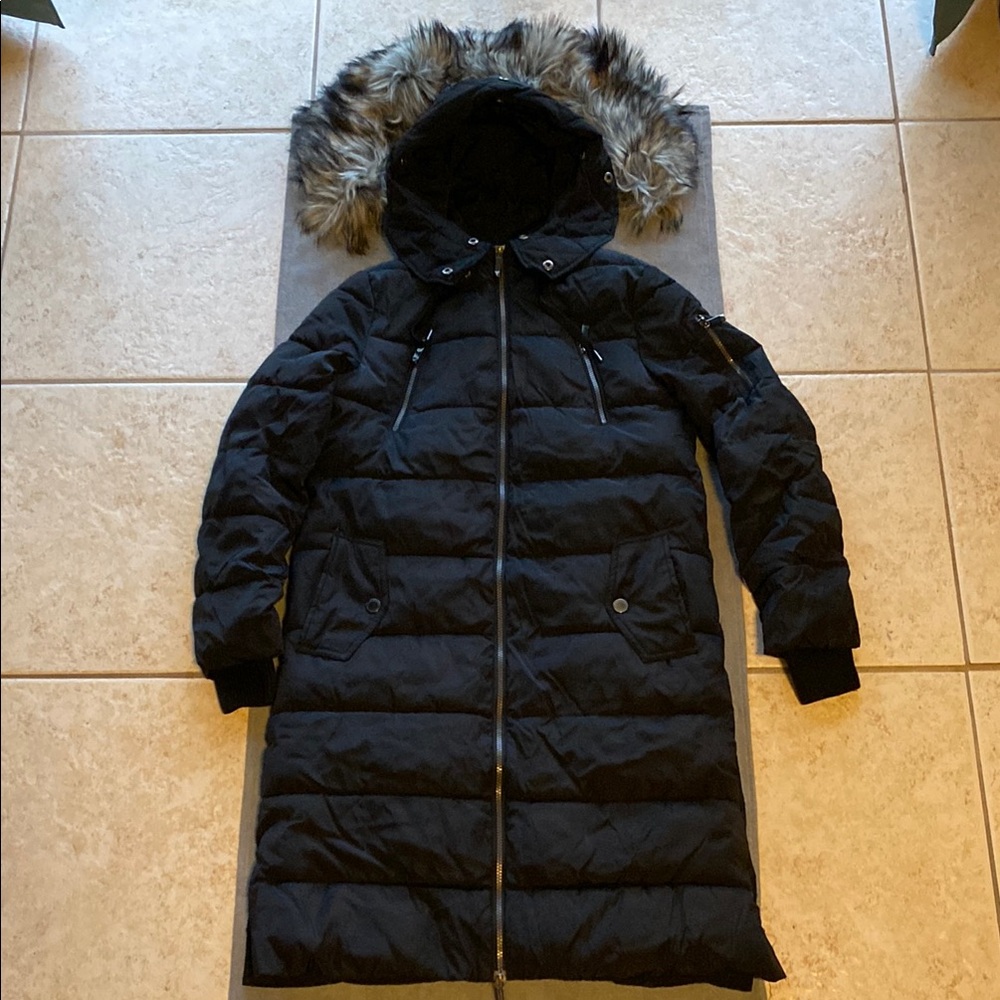 BCBG Maxazria Women's Black Hooded Puffer knee-length Coat w/ removable fur trim